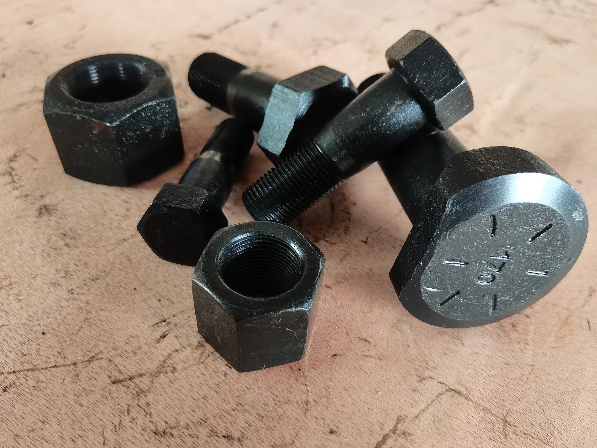 Bolts & Nuts — NbGet product photo 1